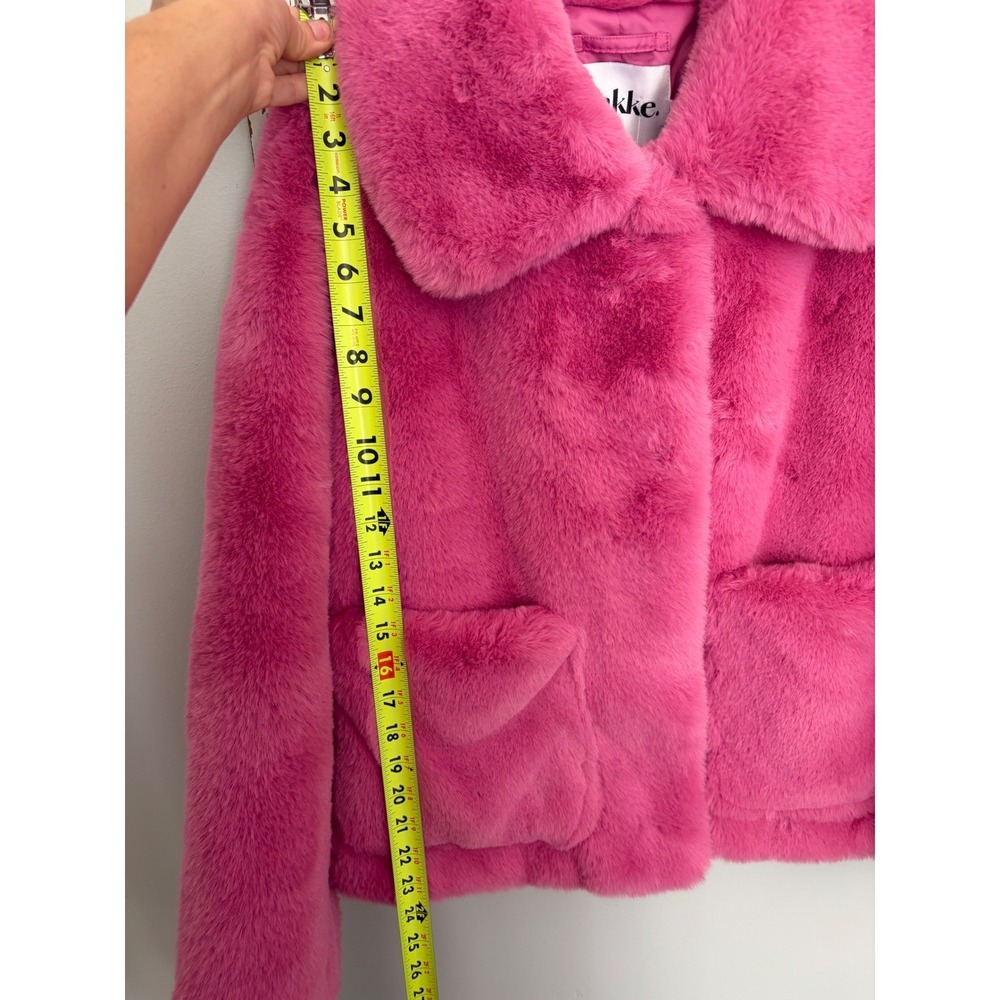 Jakke Traci cropped faux fur coat bubblegum pink size 8 Free People NWT - Picture 8 of 9